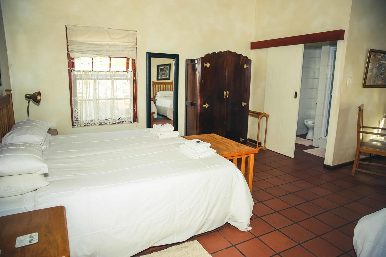 Wilgewandel Holiday Farm & Day Restaurant Oudtshoorn Extérieur photo