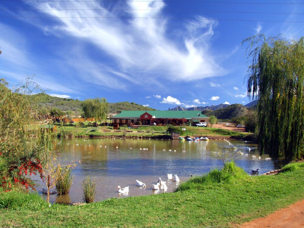 Wilgewandel Holiday Farm & Day Restaurant Oudtshoorn Extérieur photo