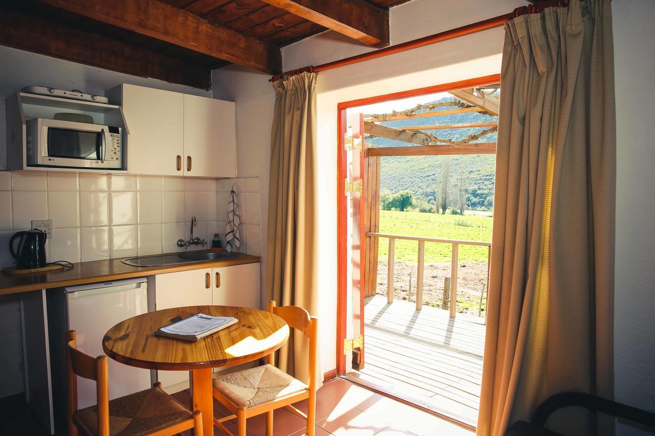 Wilgewandel Holiday Farm & Day Restaurant Oudtshoorn Extérieur photo
