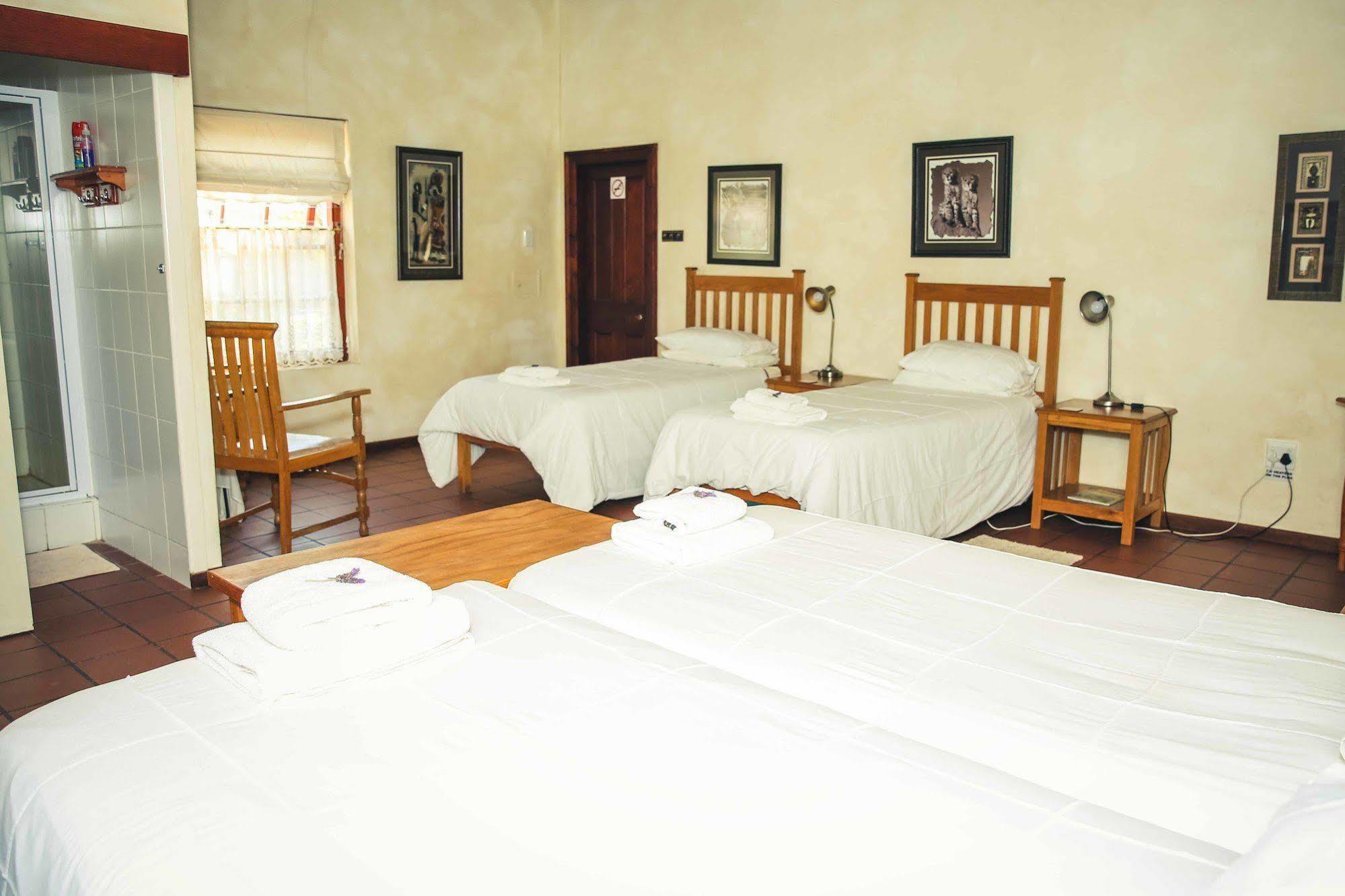 Wilgewandel Holiday Farm & Day Restaurant Oudtshoorn Extérieur photo