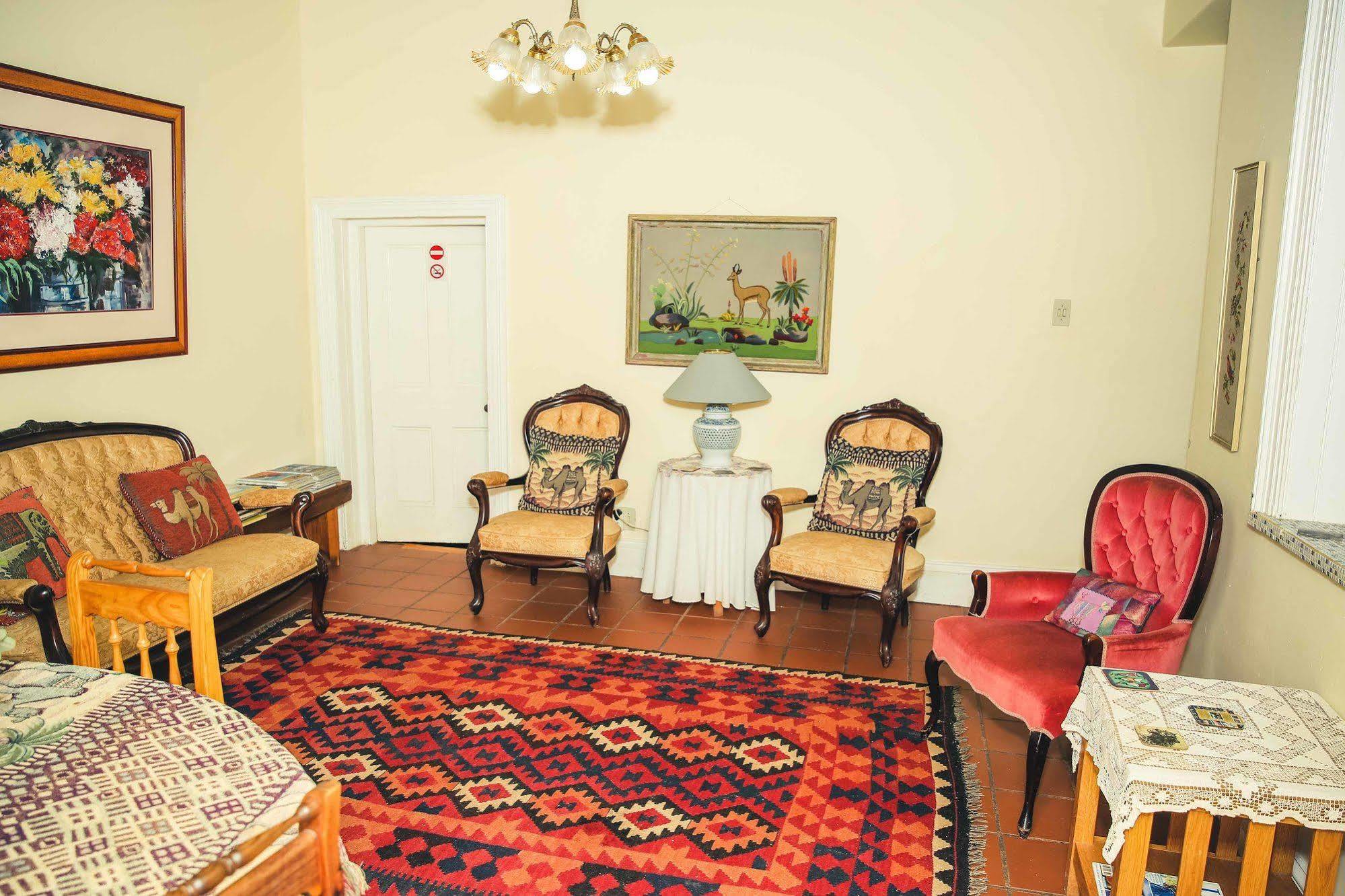 Wilgewandel Holiday Farm & Day Restaurant Oudtshoorn Extérieur photo