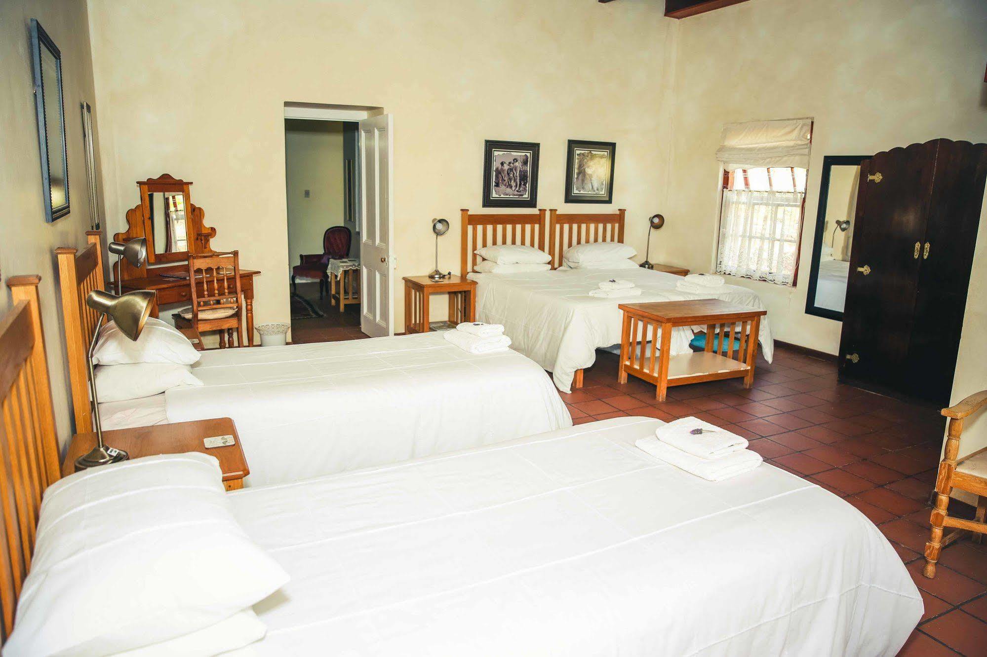 Wilgewandel Holiday Farm & Day Restaurant Oudtshoorn Extérieur photo
