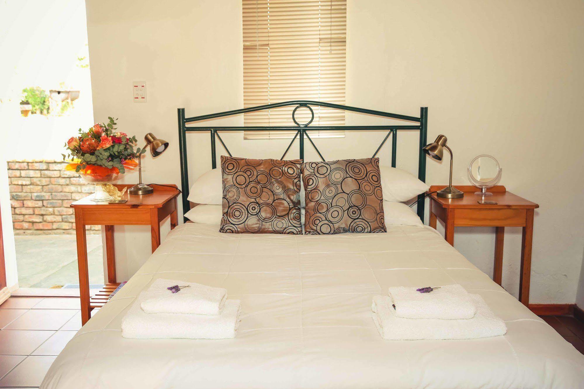 Wilgewandel Holiday Farm & Day Restaurant Oudtshoorn Extérieur photo